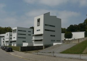 Alvaro Siza Viera, Architektur-Fakultät der Universität in Porto